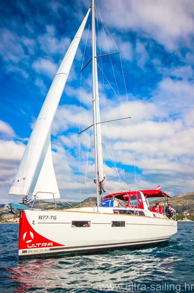 Book yachts online - sailboat - Oceanis 35 - DALMAR - rent