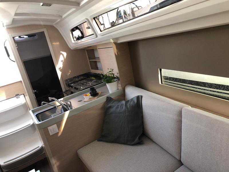Book yachts online - sailboat - Oceanis 30.1 - YODA - rent