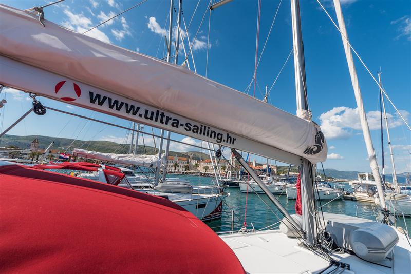 Book yachts online - sailboat - Oceanis 41.1 - SPARKLING - rent
