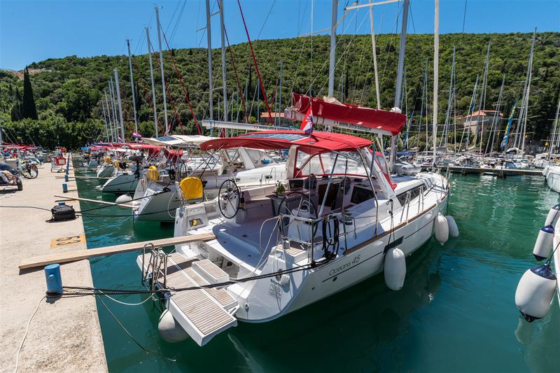 Book yachts online - sailboat - Oceanis 45 - FRESH EMOTION  - rent