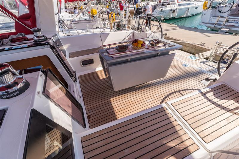 Book yachts online - sailboat - Oceanis 45 - ZOA - rent