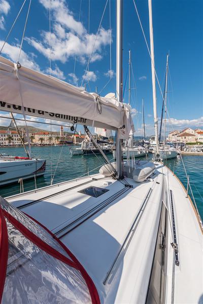 Book yachts online - sailboat - Oceanis 45 - ZOA - rent