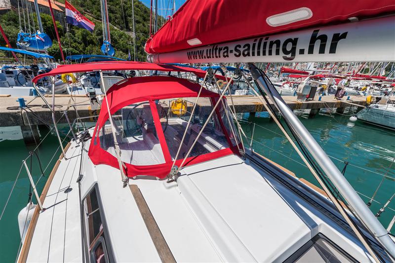 Book yachts online - sailboat - Oceanis 31 - BUDDY - rent