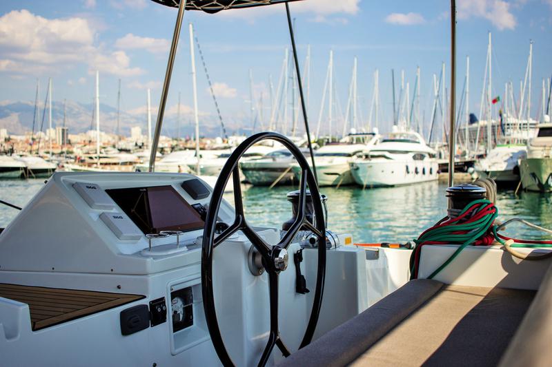 Book yachts online - catamaran - Lagoon 450 F (2017) equipped with generator, A/C (saloon+cabins), ice maker, dishwasher,water maker, microwave oven,  2 S.U.P, kayak,  underwater lights, bow thruster - PRINCESS KARLA I - rent