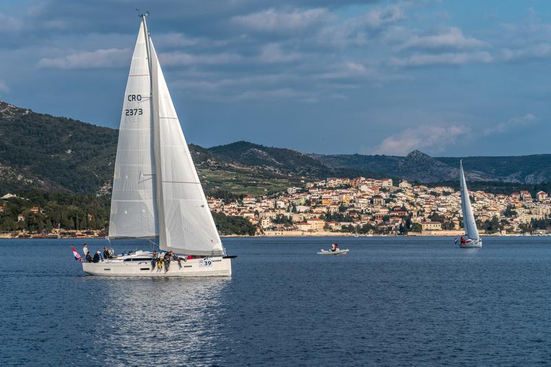 Book yachts online - sailboat - X-Yacht 4-3 - XENIA - rent