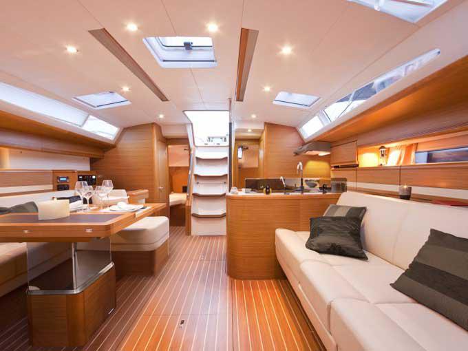 Book yachts online - sailboat - Jeanneau 53 - Kos 53.1 - rent