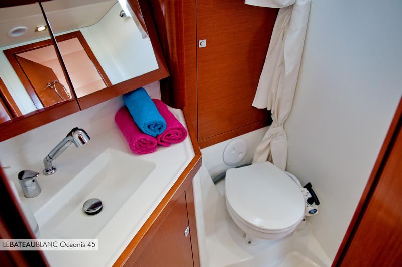 Book yachts online - sailboat - Oceanis 45 - Olympia - rent