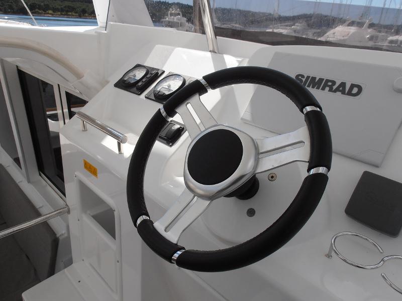 Book yachts online - motorboat - Lagoon 40 MY - Crazy Cat - rent