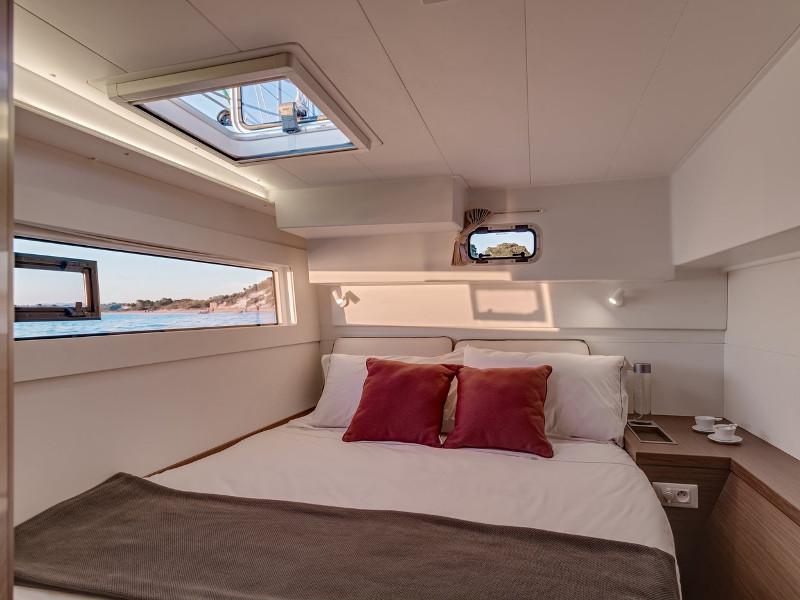Book yachts online - catamaran - Lagoon 40 - El Passo - rent