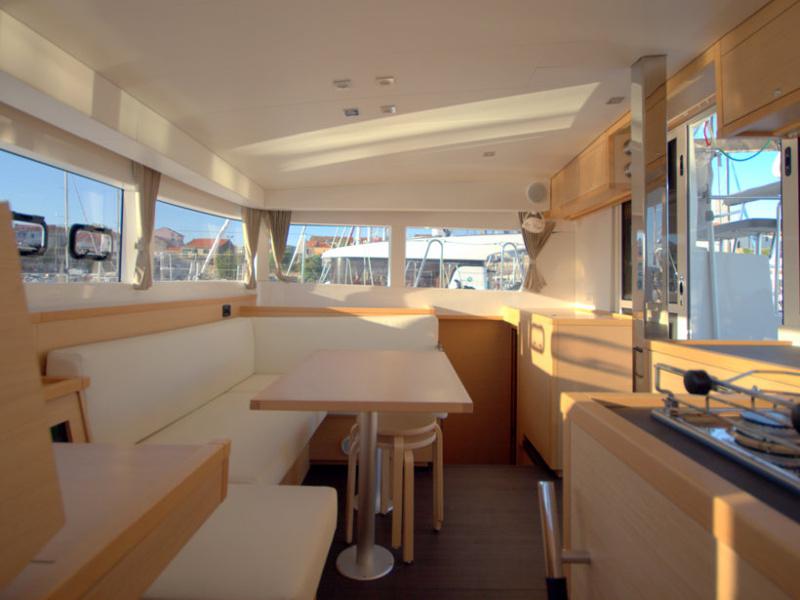 Book yachts online - catamaran - Lagoon 39 - Catherine - rent
