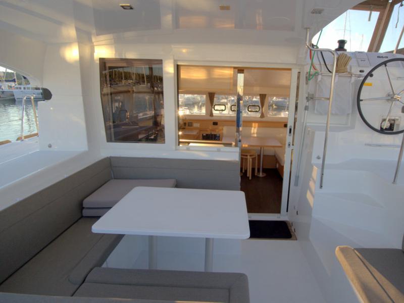 Book yachts online - catamaran - Lagoon 39 - Catherine - rent