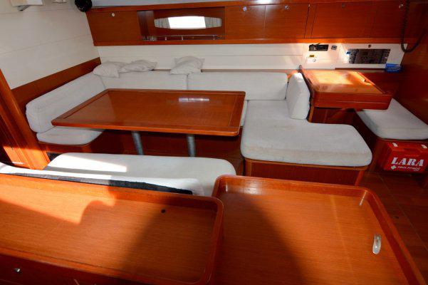 Book yachts online - sailboat - Oceanis 50 Family - LARA  - rent