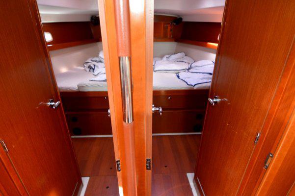 Book yachts online - sailboat - Oceanis 50 Family - LARA  - rent