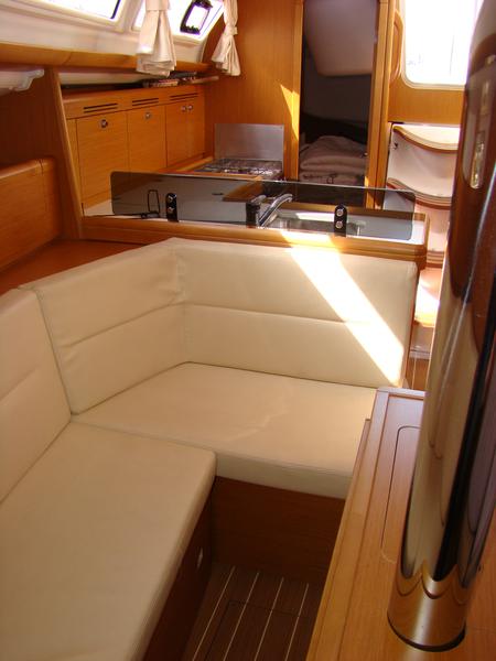 Book yachts online - sailboat - Sun Odyssey 36i - BARBARROSSA - rent
