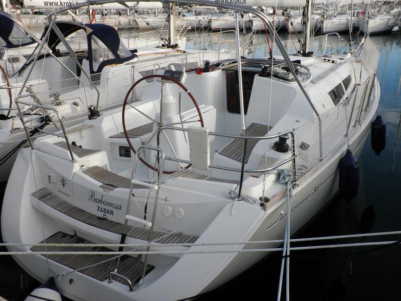 Book yachts online - sailboat - Sun Odyssey 36i - BARBARROSSA - rent
