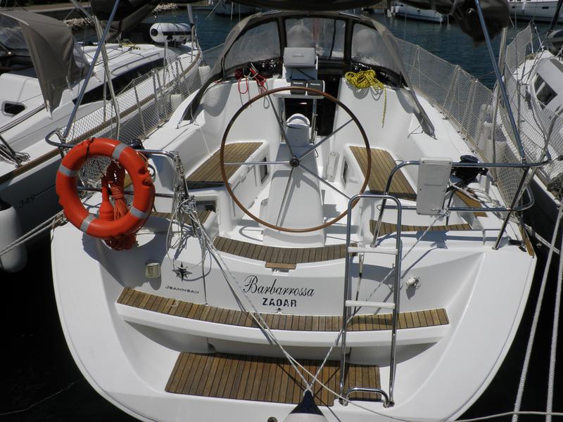 Book yachts online - sailboat - Sun Odyssey 36i - BARBARROSSA - rent