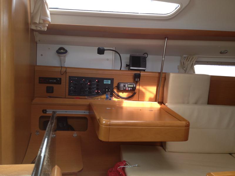 Book yachts online - sailboat - Sun Odyssey 36i - BARBARROSSA - rent