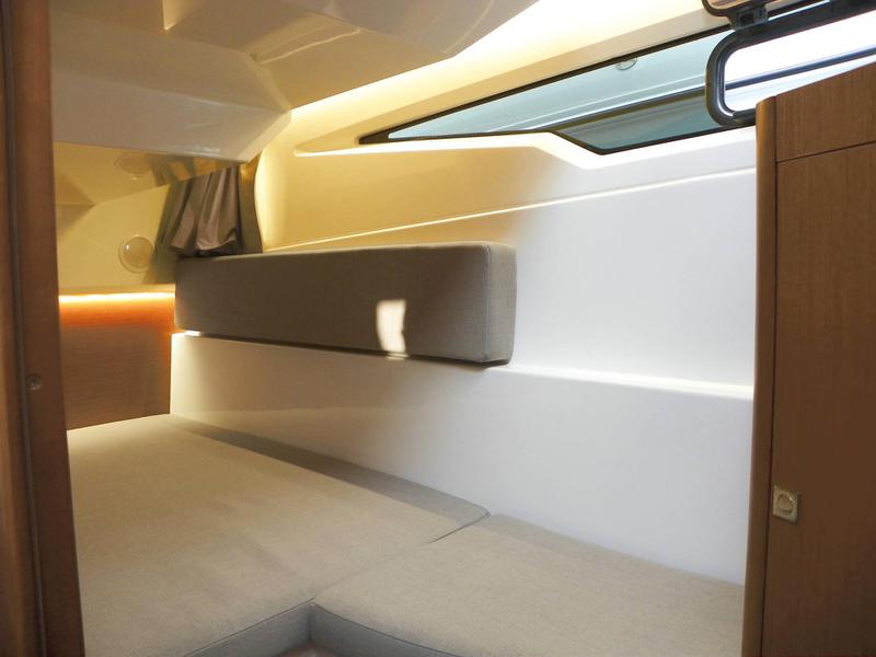 Book yachts online - motorboat - Merry Fisher 895 - ADRIANA - rent