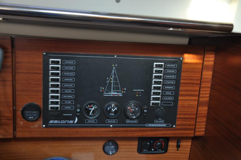 Book yachts online - sailboat - Salona 38 - Rehab - rent
