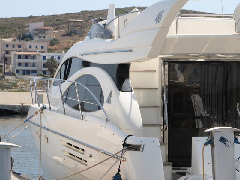 Book yachts online - motorboat - Azimut 46 - Nena - rent