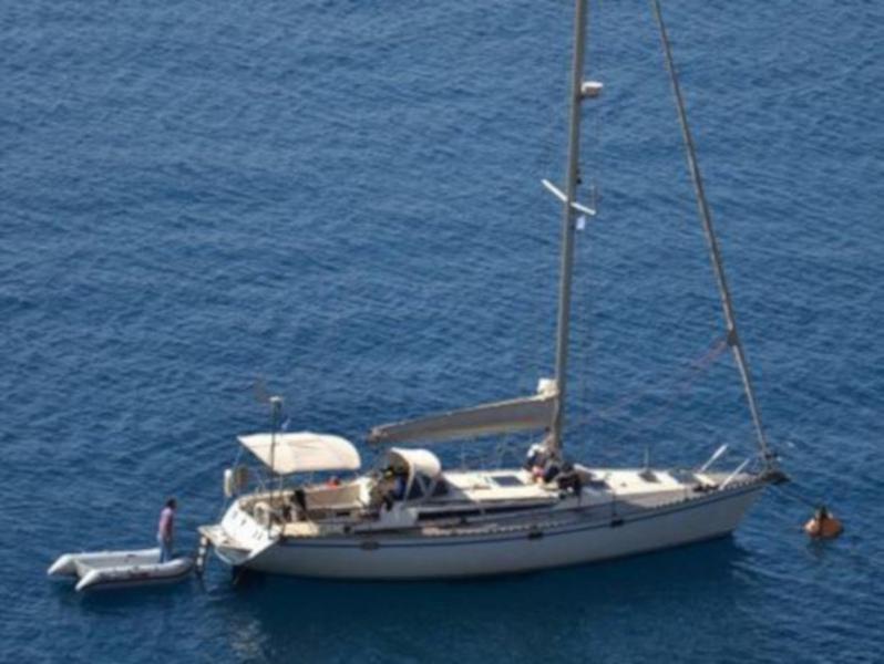 Book yachts online - sailboat - Sun Kiss 45 - Tahita - rent