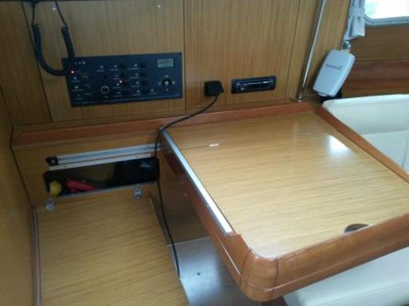 Book yachts online - sailboat - Sun Odyssey 36i - Catrina - rent