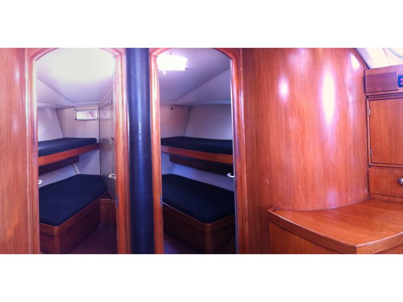 Book yachts online - sailboat - Jeanneau Sun Odyssey 51 - Papillon - rent