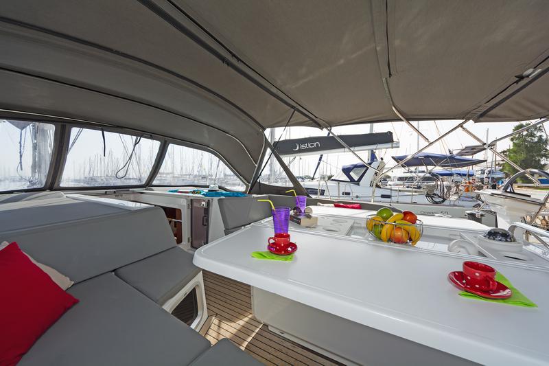 Book yachts online - sailboat - Oceanis 51.1 (5+1 cab) - CALYPSO - rent