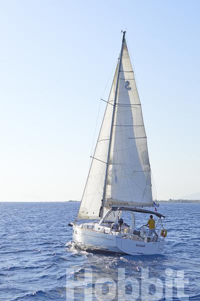 Book yachts online - sailboat - Oceanis 35 - Hobbit - rent