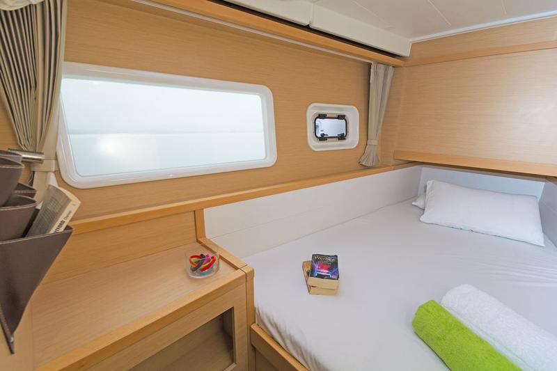 Book yachts online - catamaran - Lagoon 39 - Tortilla - rent