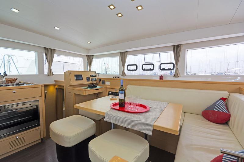 Book yachts online - catamaran - Lagoon 39 - Tortilla - rent