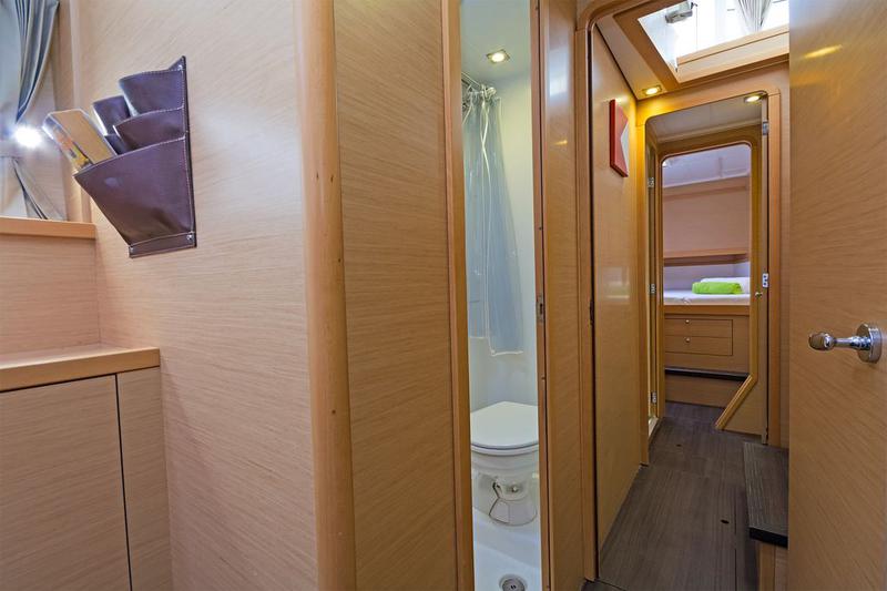 Book yachts online - catamaran - Lagoon 39 - Tortilla - rent