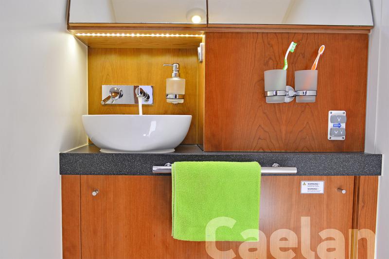 Book yachts online - sailboat - Hanse 505 - Caelan of Lorne - rent