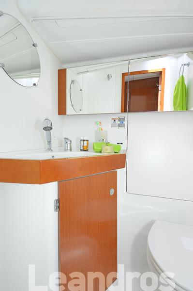 Book yachts online - sailboat - Oceanis 50 Family A/C &amp; GEN - Leandros - rent