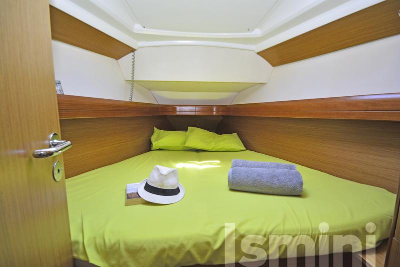 Book yachts online - sailboat - Sun Odyssey 36i - Ismini - rent