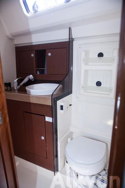 Book yachts online - sailboat - Hanse 345 - Alkion - rent