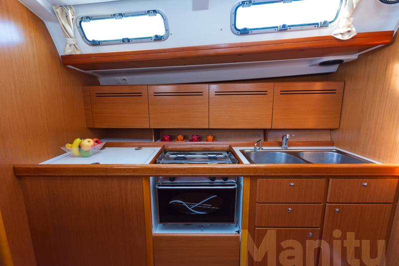 Book yachts online - sailboat - Cyclades 50.5 - Manitu - rent