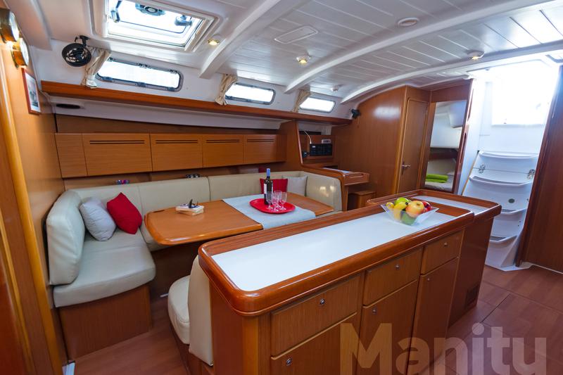 Book yachts online - sailboat - Cyclades 50.5 - Manitu - rent