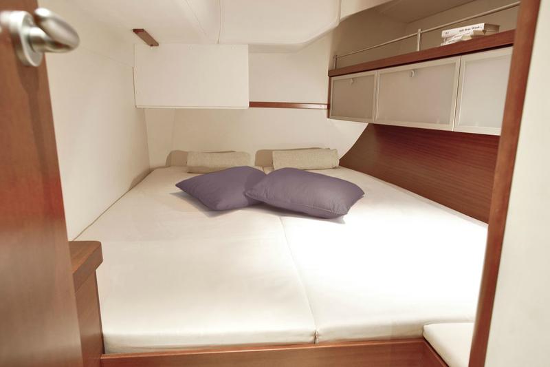 Book yachts online - sailboat - Hanse 470 - Ceilidh of Lorne - rent