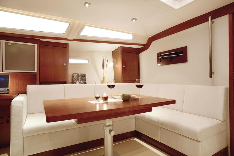 Book yachts online - sailboat - Hanse 470 - Ceilidh of Lorne - rent