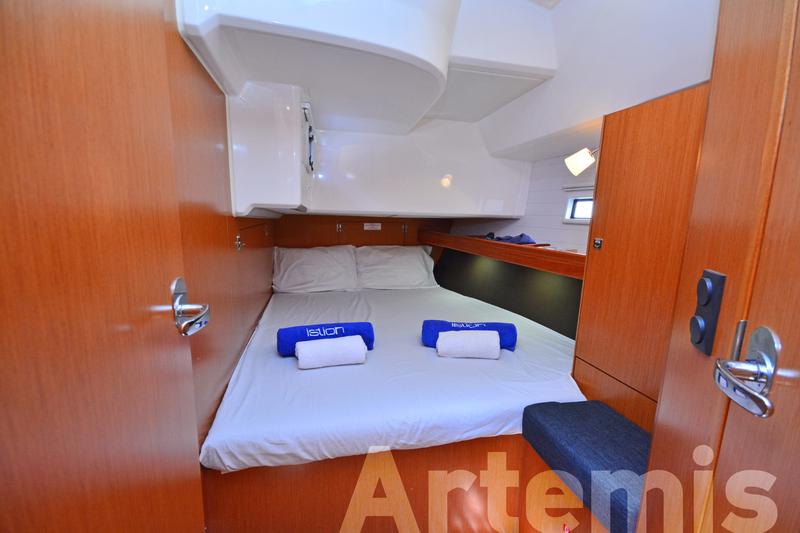 Book yachts online - sailboat - Bavaria Cruiser 46 - Artemis - rent