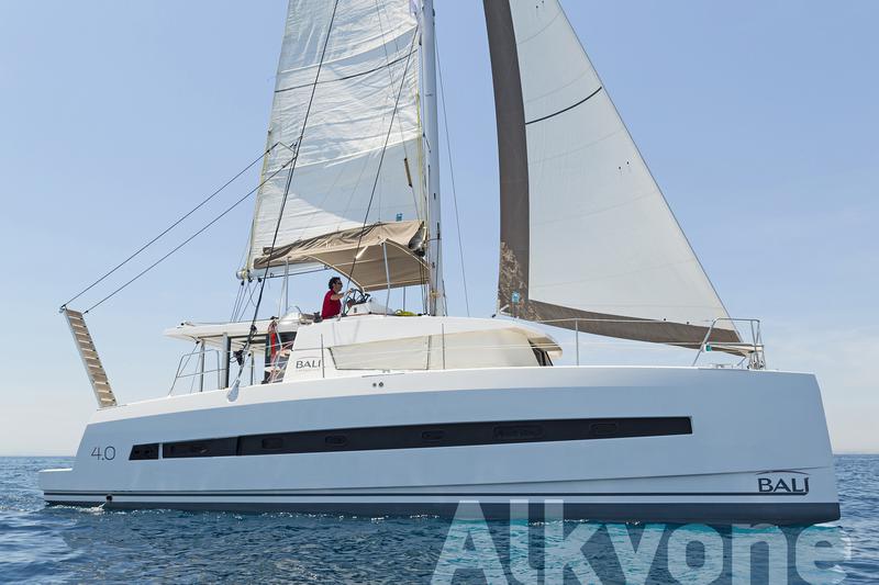 Book yachts online - catamaran - Bali 4.0 - Alkyone - rent