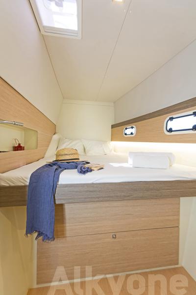 Book yachts online - catamaran - Bali 4.0 - Alkyone - rent