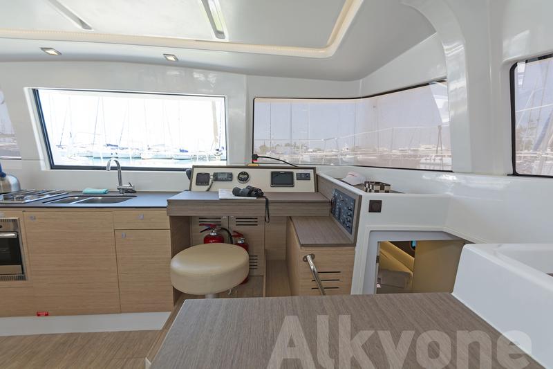 Book yachts online - catamaran - Bali 4.0 - Alkyone - rent