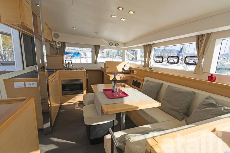 Book yachts online - catamaran - Lagoon 39 - Cataifi - rent