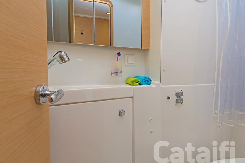 Book yachts online - catamaran - Lagoon 39 - Cataifi - rent