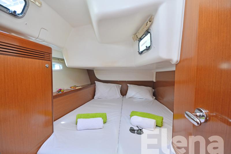 Book yachts online - sailboat - Oceanis 43 - Elena - rent