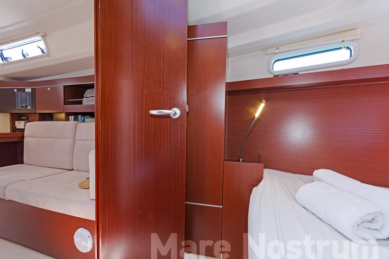 Book yachts online - sailboat - Hanse 385 - Mare Nostrum - rent