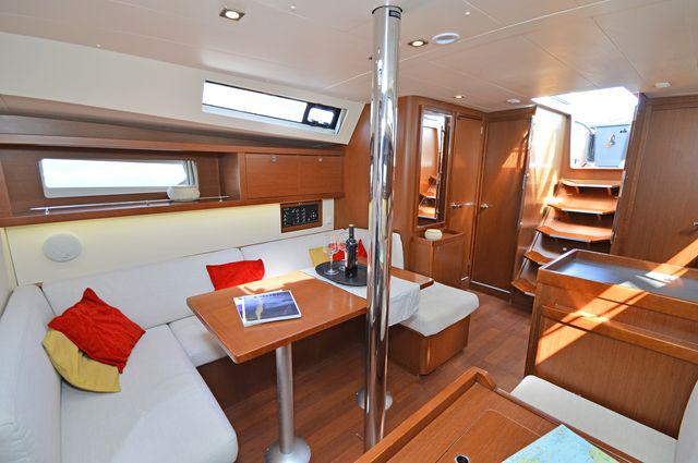 Book yachts online - sailboat - Oceanis 41 - HUSCHEL II - rent