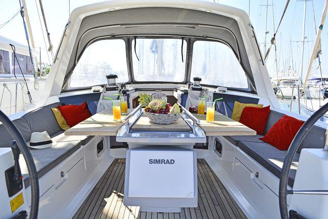 Book yachts online - sailboat - Oceanis 41 - HUSCHEL II - rent
